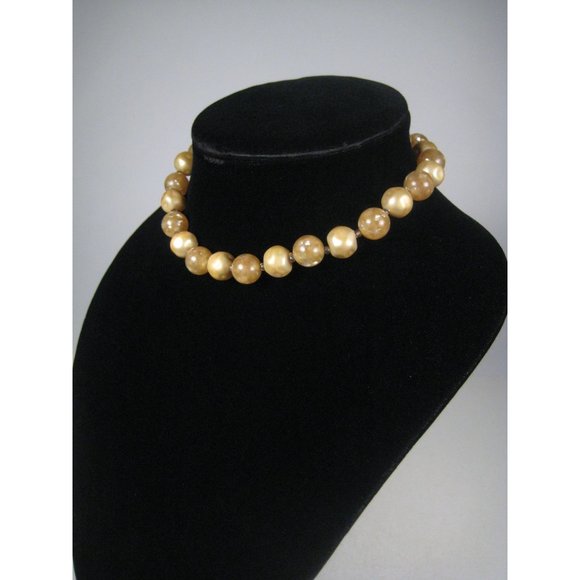 Marvella Iridescent Plastic Beaded Choker Gold Necklace 15 Inch Vintage 1950s - Picture 8 of 10